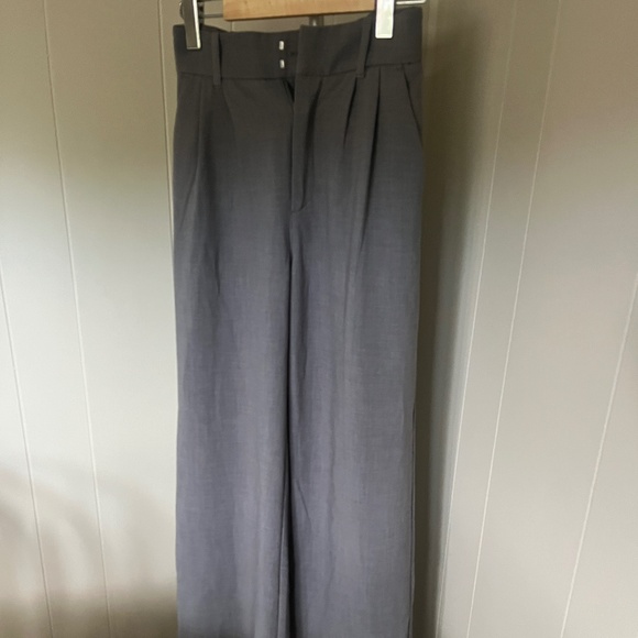 Abercrombie and Fitch grey high-waisted dress pants XS - Picture 5 of 5